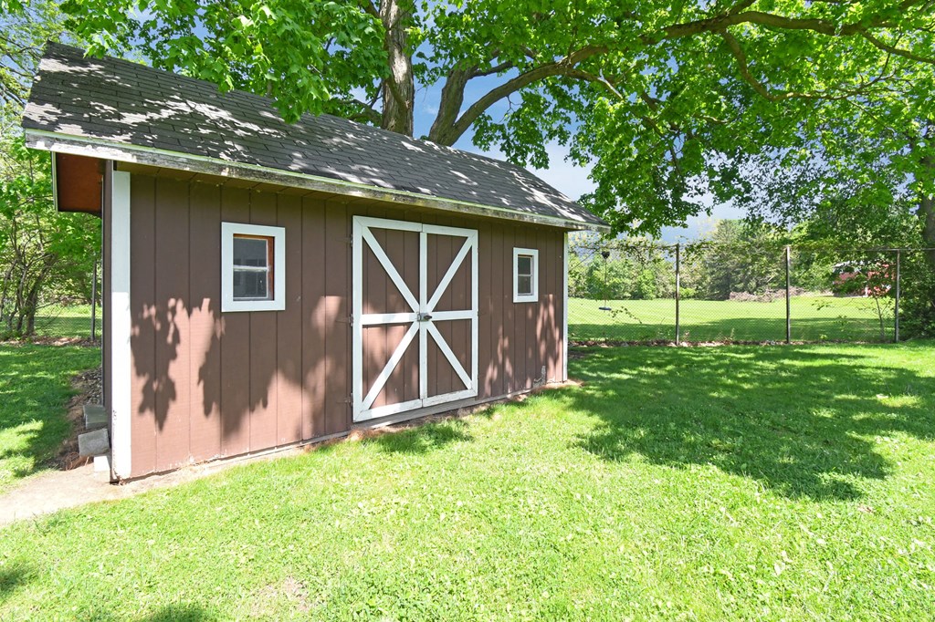 422 Willow Circle, Plymouth, Ohio 44865, 3 Bedrooms Bedrooms, ,2 BathroomsBathrooms,Residential,For Sale,Willow Circle,9073480