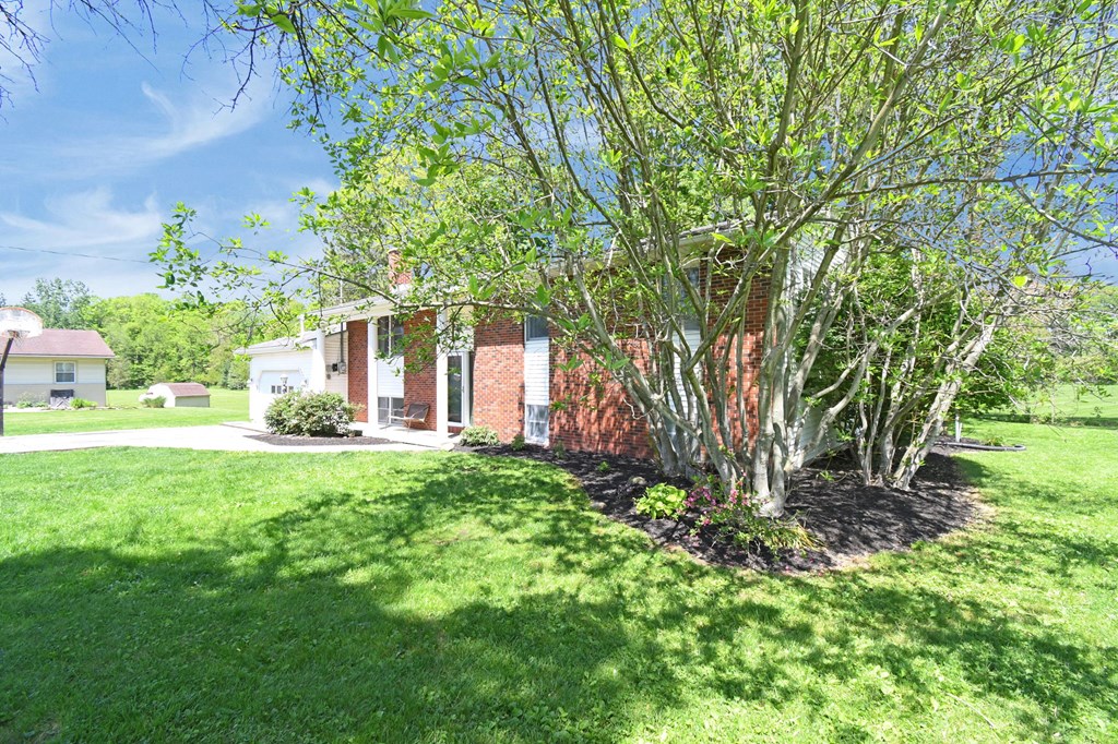 422 Willow Circle, Plymouth, Ohio 44865, 3 Bedrooms Bedrooms, ,2 BathroomsBathrooms,Residential,For Sale,Willow Circle,9073480