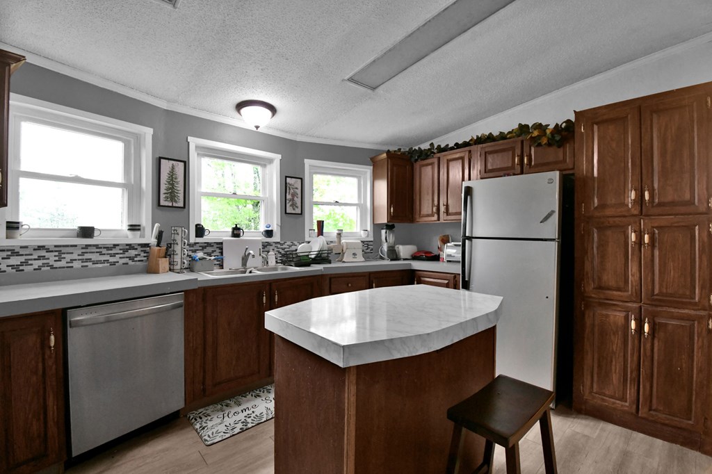 5100 Township Road 96, Fredericktown, Ohio 43019, 3 Bedrooms Bedrooms, ,2 BathroomsBathrooms,Residential,For Sale,Township Road 96,9073485 5100 Township Road 96, Fredericktown, Ohio 43019, 3 Bedrooms Bedrooms, ,2 BathroomsBathrooms,Residential,For Sale,Township Road 96,9073485