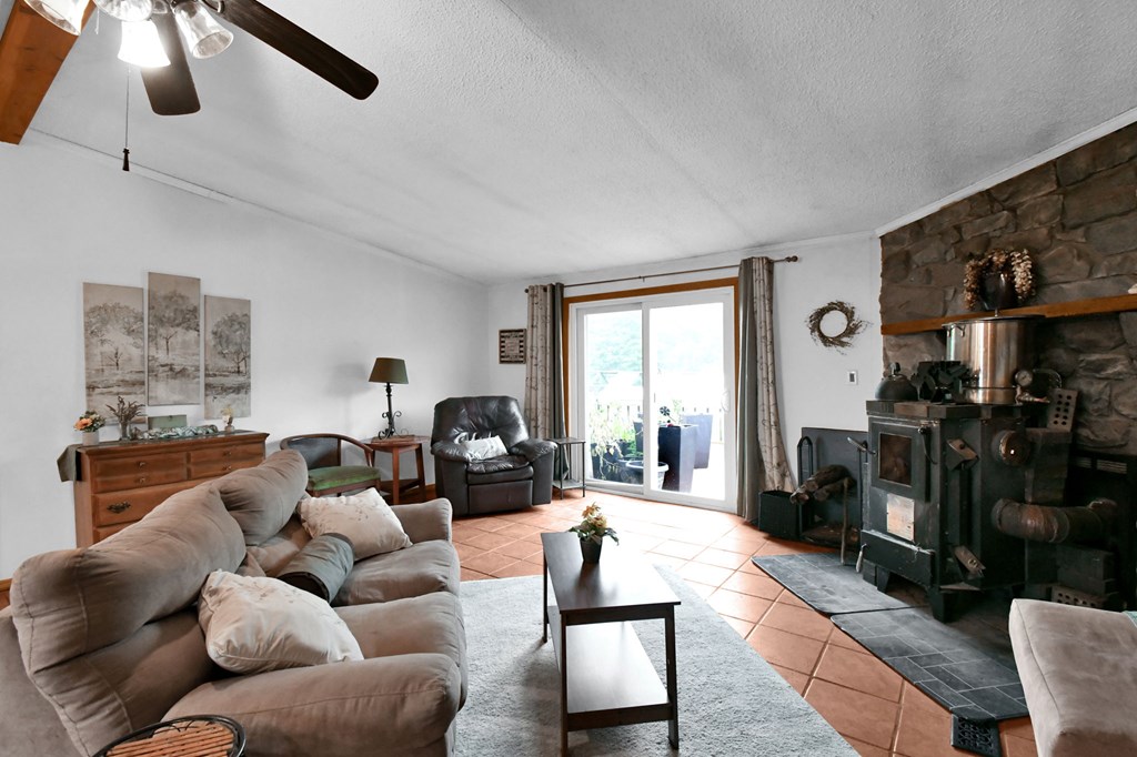 5100 Township Road 96, Fredericktown, Ohio 43019, 3 Bedrooms Bedrooms, ,2 BathroomsBathrooms,Residential,For Sale,Township Road 96,9073485 5100 Township Road 96, Fredericktown, Ohio 43019, 3 Bedrooms Bedrooms, ,2 BathroomsBathrooms,Residential,For Sale,Township Road 96,9073485