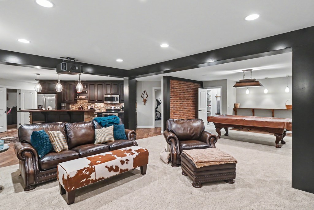 1524 Charolais Drive, Mansfield, Ohio 44903, 7 Bedrooms Bedrooms, ,6 BathroomsBathrooms,Residential,For Sale,Charolais Drive,9073489 1524 Charolais Drive, Mansfield, Ohio 44903, 7 Bedrooms Bedrooms, ,6 BathroomsBathrooms,Residential,For Sale,Charolais Drive,9073489
