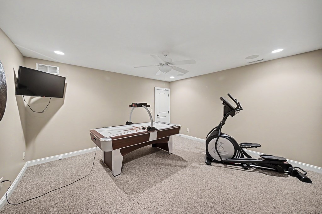 1524 Charolais Drive, Mansfield, Ohio 44903, 7 Bedrooms Bedrooms, ,6 BathroomsBathrooms,Residential,For Sale,Charolais Drive,9073489 1524 Charolais Drive, Mansfield, Ohio 44903, 7 Bedrooms Bedrooms, ,6 BathroomsBathrooms,Residential,For Sale,Charolais Drive,9073489