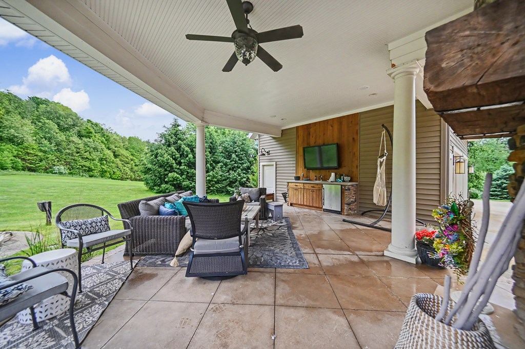1524 Charolais Drive, Mansfield, Ohio 44903, 7 Bedrooms Bedrooms, ,6 BathroomsBathrooms,Residential,For Sale,Charolais Drive,9073489 1524 Charolais Drive, Mansfield, Ohio 44903, 7 Bedrooms Bedrooms, ,6 BathroomsBathrooms,Residential,For Sale,Charolais Drive,9073489