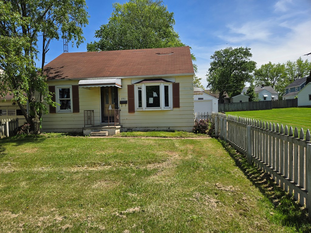 490 Dyas Drive, Mansfield, Ohio 44905, 3 Bedrooms Bedrooms, ,1 BathroomBathrooms,Residential,For Sale,Dyas Drive,9073496 490 Dyas Drive, Mansfield, Ohio 44905, 3 Bedrooms Bedrooms, ,1 BathroomBathrooms,Residential,For Sale,Dyas Drive,9073496