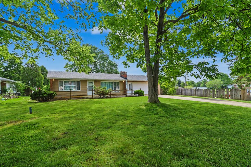 1106 Oakdale Drive, Mansfield, Ohio 44905, 2 Bedrooms Bedrooms, ,1 BathroomBathrooms,Residential,For Sale,Oakdale Drive,9073501