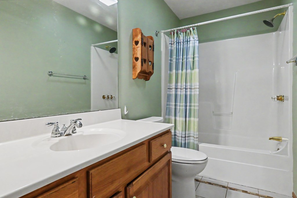 7 Justin Drive, Norwalk, Ohio 44857, 3 Bedrooms Bedrooms, ,2 BathroomsBathrooms,Residential,For Sale,Justin Drive,9073516