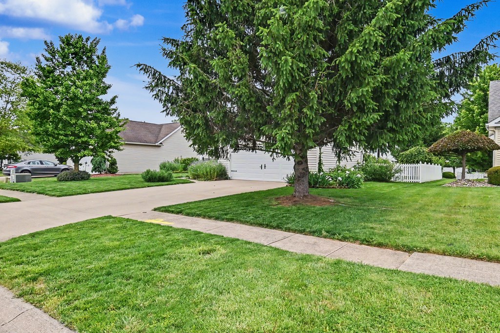 7 Justin Drive, Norwalk, Ohio 44857, 3 Bedrooms Bedrooms, ,2 BathroomsBathrooms,Residential,For Sale,Justin Drive,9073516
