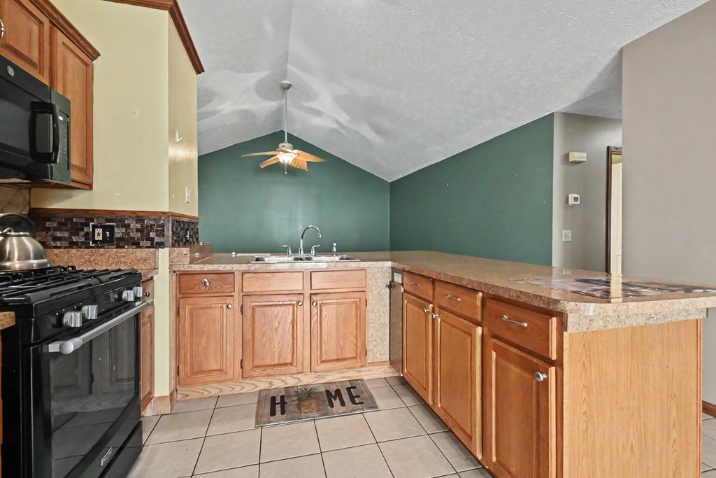 7 Justin Drive, Norwalk, Ohio 44857, 3 Bedrooms Bedrooms, ,2 BathroomsBathrooms,Residential,For Sale,Justin Drive,9073516