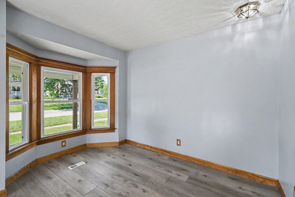 216 W Laurel Street, Willard, Ohio 44890, 3 Bedrooms Bedrooms, ,1 BathroomBathrooms,Residential,For Sale,Laurel Street,9073538
