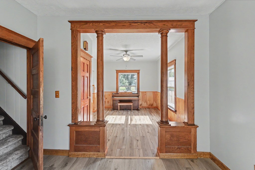 216 W Laurel Street, Willard, Ohio 44890, 3 Bedrooms Bedrooms, ,1 BathroomBathrooms,Residential,For Sale,Laurel Street,9073538