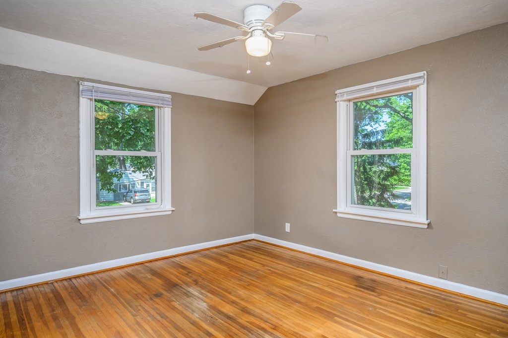 4009 Orono Drive, Toledo, Ohio 43614, 4 Bedrooms Bedrooms, ,2 BathroomsBathrooms,Residential,For Sale,Orono Drive,9073546