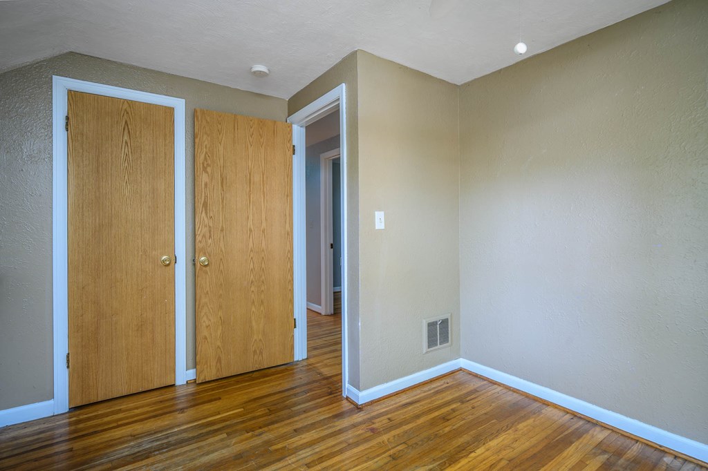 4009 Orono Drive, Toledo, Ohio 43614, 4 Bedrooms Bedrooms, ,2 BathroomsBathrooms,Residential,For Sale,Orono Drive,9073546