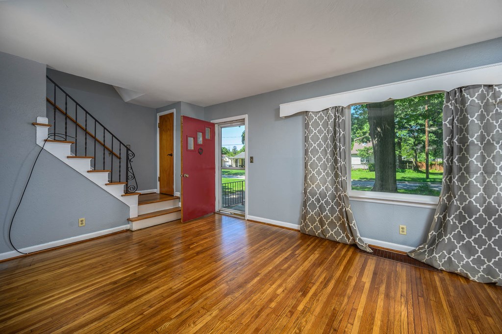 4009 Orono Drive, Toledo, Ohio 43614, 4 Bedrooms Bedrooms, ,2 BathroomsBathrooms,Residential,For Sale,Orono Drive,9073546