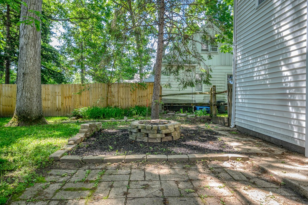 4009 Orono Drive, Toledo, Ohio 43614, 4 Bedrooms Bedrooms, ,2 BathroomsBathrooms,Residential,For Sale,Orono Drive,9073546