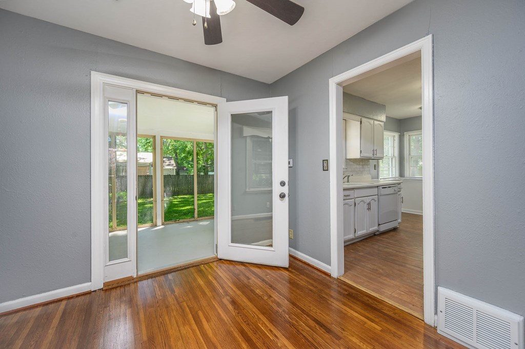 4009 Orono Drive, Toledo, Ohio 43614, 4 Bedrooms Bedrooms, ,2 BathroomsBathrooms,Residential,For Sale,Orono Drive,9073546