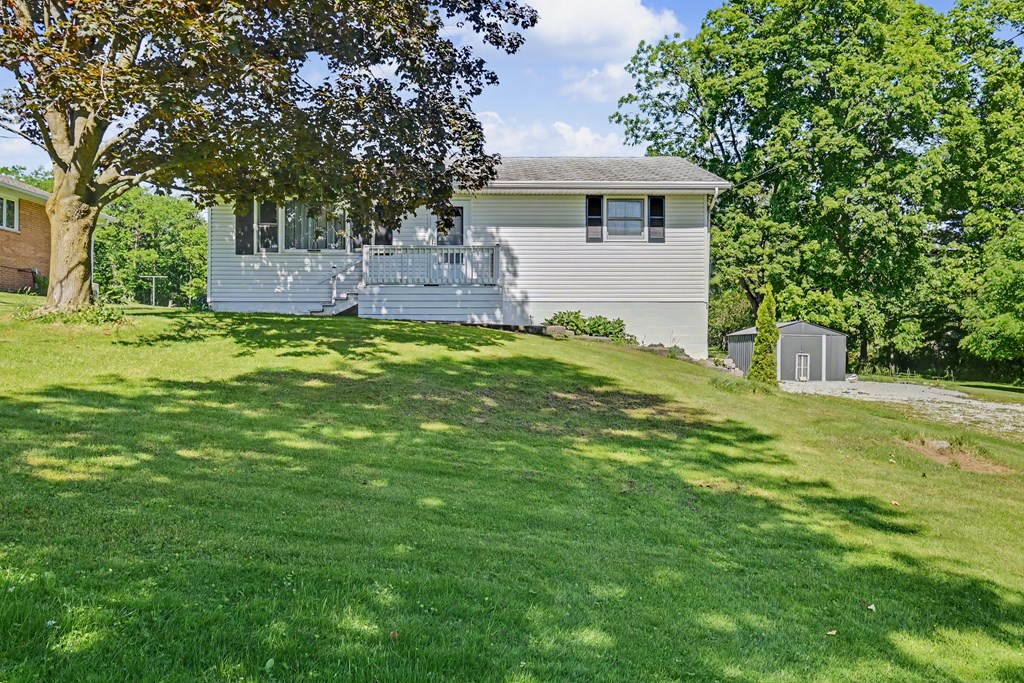 1053 Reed Road, Mansfield, Ohio 44903, 2 Bedrooms Bedrooms, ,2 BathroomsBathrooms,Residential,For Sale,Reed Road,9073554