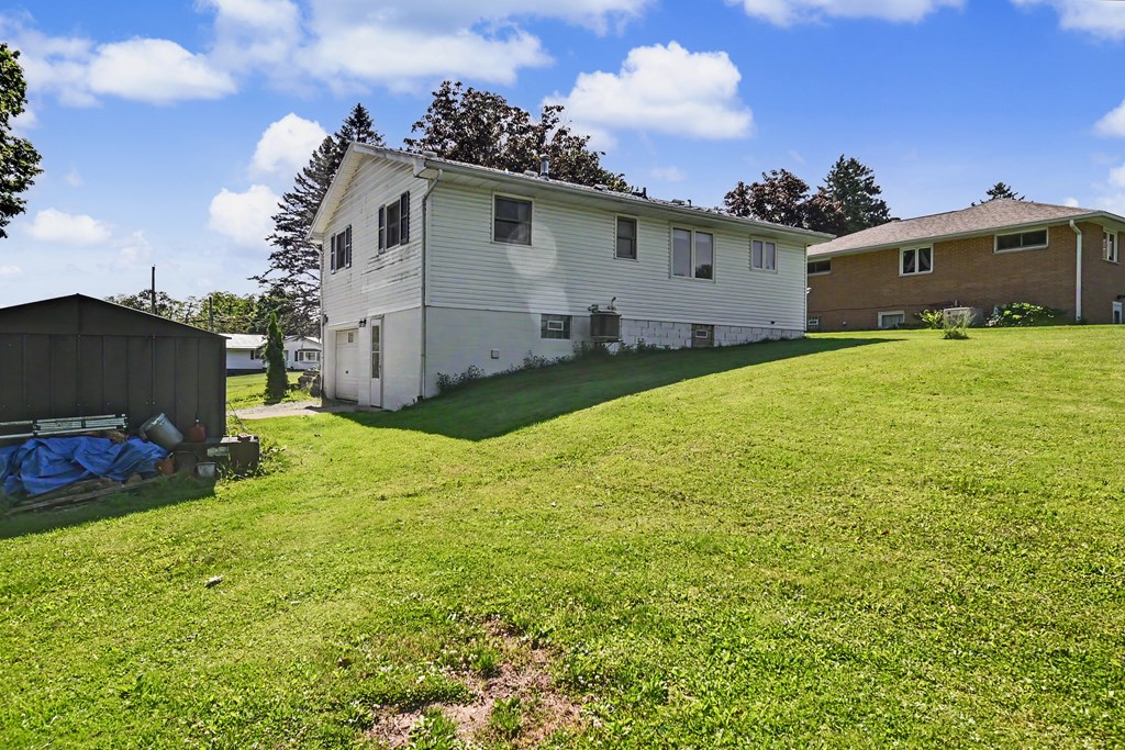 1053 Reed Road, Mansfield, Ohio 44903, 2 Bedrooms Bedrooms, ,2 BathroomsBathrooms,Residential,For Sale,Reed Road,9073554