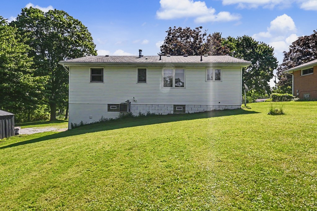 1053 Reed Road, Mansfield, Ohio 44903, 2 Bedrooms Bedrooms, ,2 BathroomsBathrooms,Residential,For Sale,Reed Road,9073554