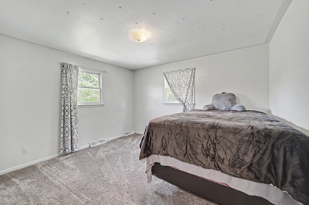1053 Reed Road, Mansfield, Ohio 44903, 2 Bedrooms Bedrooms, ,2 BathroomsBathrooms,Residential,For Sale,Reed Road,9073554