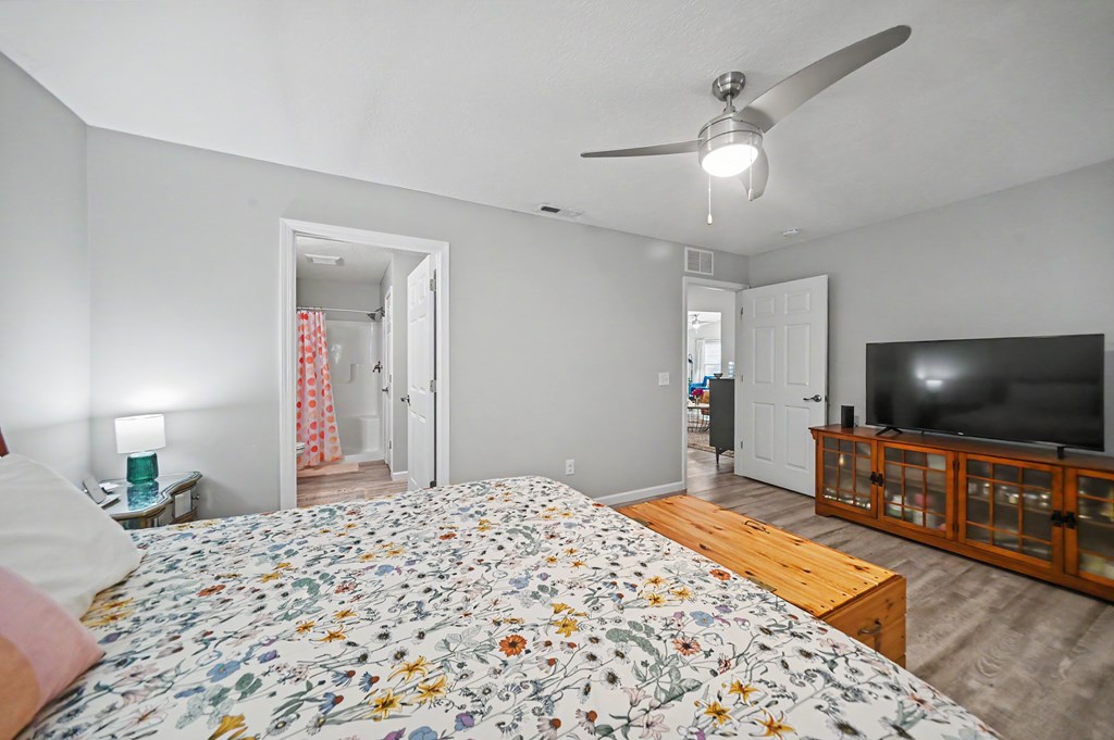 1547 Arrow Drive, Ashland, Ohio 44805, 2 Bedrooms Bedrooms, ,2 BathroomsBathrooms,Residential,For Sale,Arrow Drive,9073568 1547 Arrow Drive, Ashland, Ohio 44805, 2 Bedrooms Bedrooms, ,2 BathroomsBathrooms,Residential,For Sale,Arrow Drive,9073568