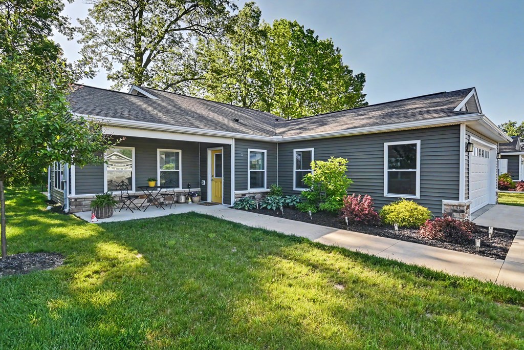 1547 Arrow Drive, Ashland, Ohio 44805, 2 Bedrooms Bedrooms, ,2 BathroomsBathrooms,Residential,For Sale,Arrow Drive,9073568 1547 Arrow Drive, Ashland, Ohio 44805, 2 Bedrooms Bedrooms, ,2 BathroomsBathrooms,Residential,For Sale,Arrow Drive,9073568