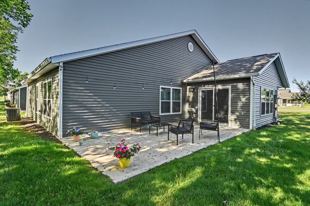 1547 Arrow Drive, Ashland, Ohio 44805, 2 Bedrooms Bedrooms, ,2 BathroomsBathrooms,Residential,For Sale,Arrow Drive,9073568 1547 Arrow Drive, Ashland, Ohio 44805, 2 Bedrooms Bedrooms, ,2 BathroomsBathrooms,Residential,For Sale,Arrow Drive,9073568