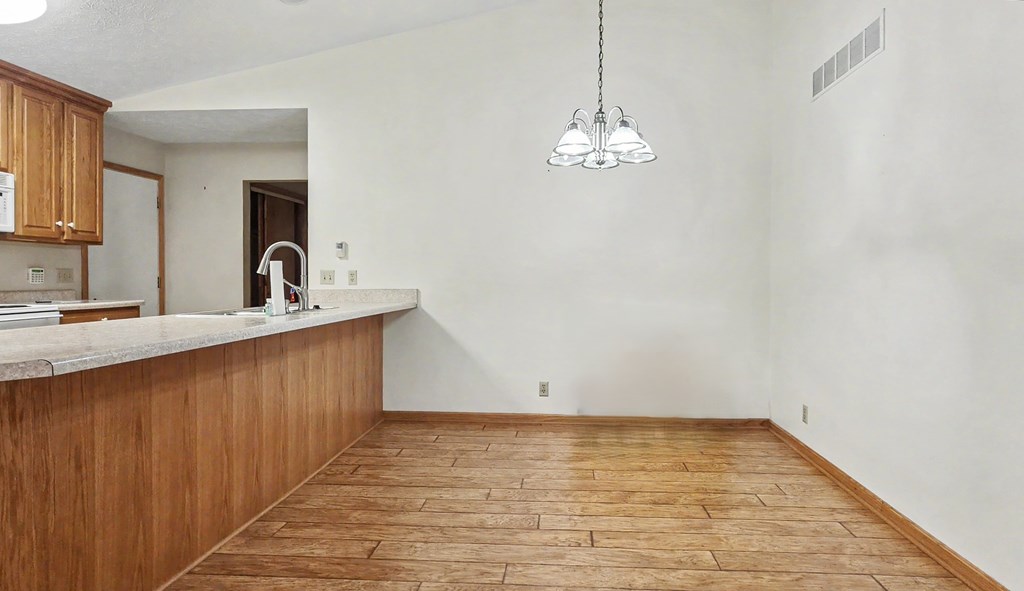910 Greenfield Dr, Mansfield, Ohio 44904, 2 Bedrooms Bedrooms, ,3 BathroomsBathrooms,Residential,For Sale,Greenfield Dr,9073573 910 Greenfield Dr, Mansfield, Ohio 44904, 2 Bedrooms Bedrooms, ,3 BathroomsBathrooms,Residential,For Sale,Greenfield Dr,9073573