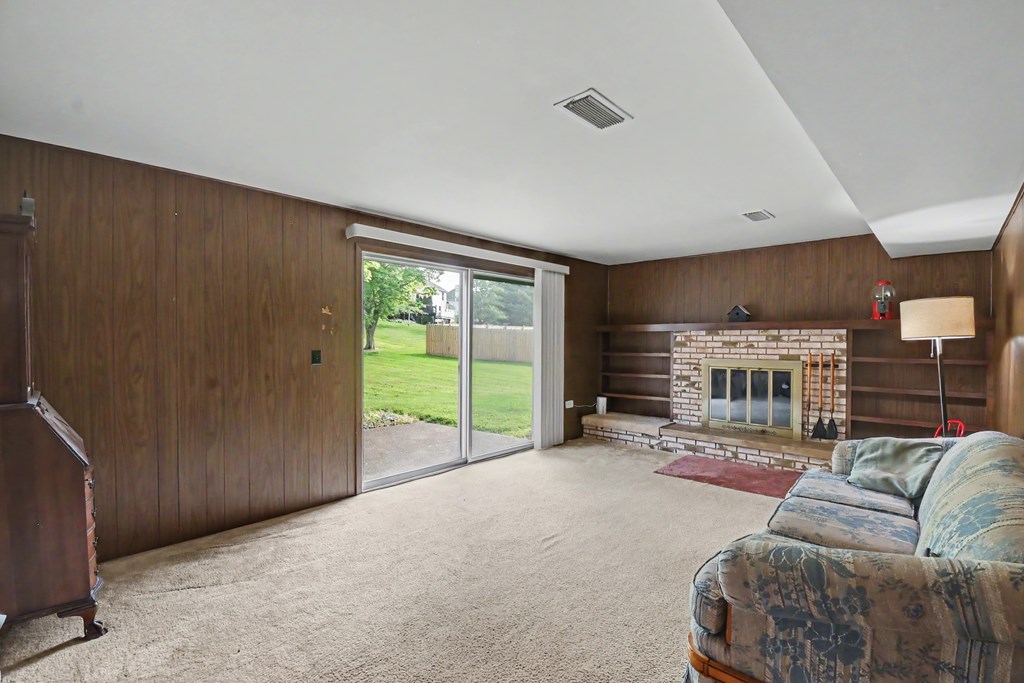 541 Sequoia, Mansfield, Ohio 44904, 4 Bedrooms Bedrooms, ,2 BathroomsBathrooms,Residential,For Sale,Sequoia,9073583