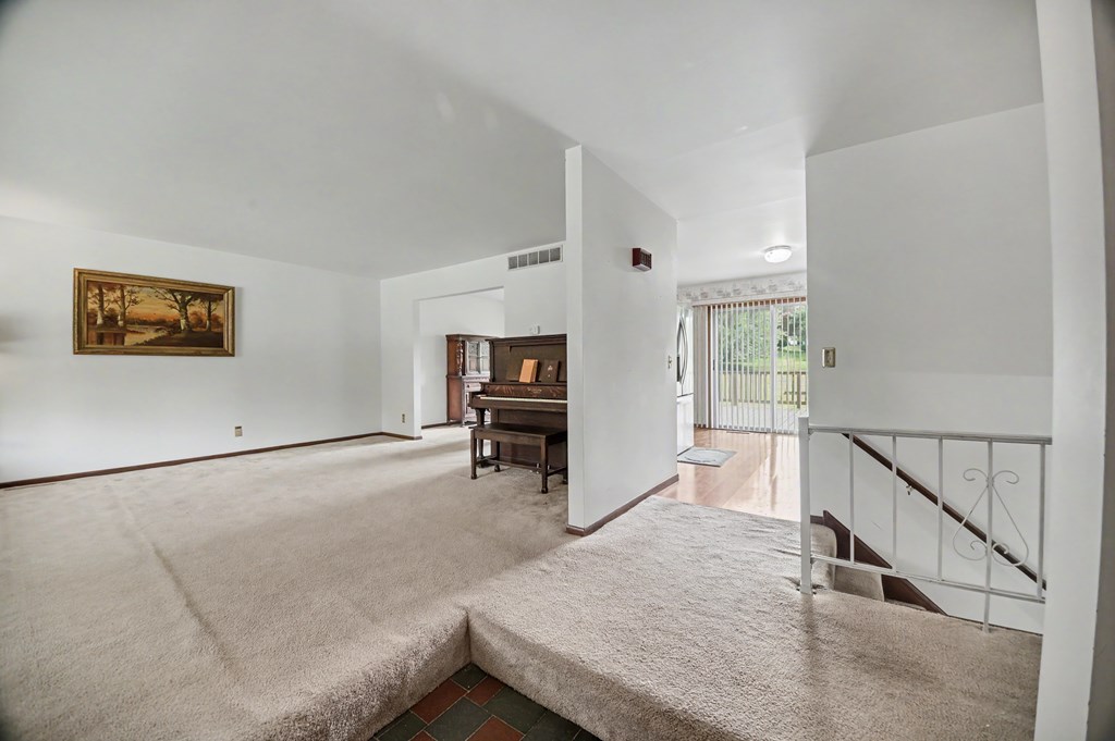 541 Sequoia, Mansfield, Ohio 44904, 4 Bedrooms Bedrooms, ,2 BathroomsBathrooms,Residential,For Sale,Sequoia,9073583