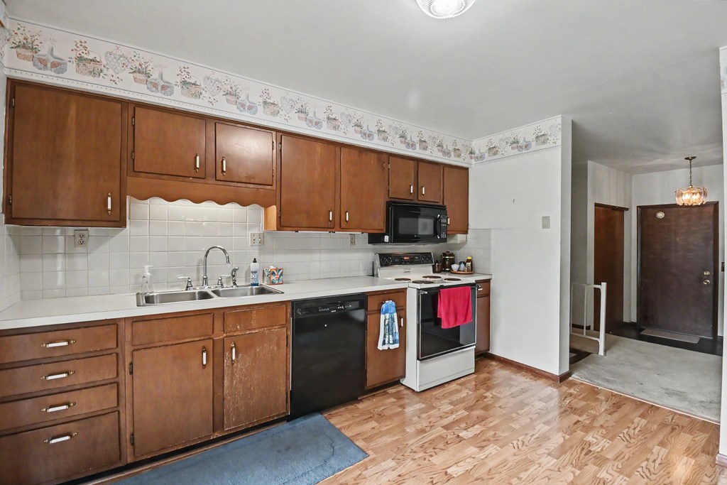 541 Sequoia, Mansfield, Ohio 44904, 4 Bedrooms Bedrooms, ,2 BathroomsBathrooms,Residential,For Sale,Sequoia,9073583