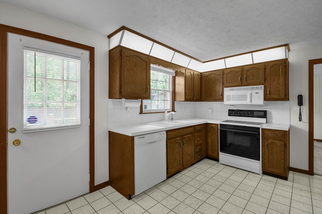 2560 Wedgewood Drive, Mansfield, Ohio 44903, 4 Bedrooms Bedrooms, ,3 BathroomsBathrooms,Residential,For Sale,Wedgewood Drive,9073582 2560 Wedgewood Drive, Mansfield, Ohio 44903, 4 Bedrooms Bedrooms, ,3 BathroomsBathrooms,Residential,For Sale,Wedgewood Drive,9073582