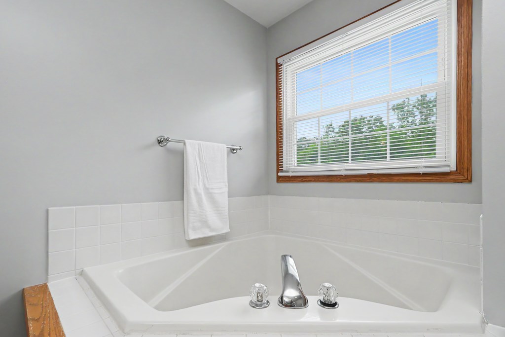 2995 Rolling Meadows Drive, Lexington, Ohio 44904, 4 Bedrooms Bedrooms, ,2 BathroomsBathrooms,Residential,For Sale,Rolling Meadows Drive,9073585 2995 Rolling Meadows Drive, Lexington, Ohio 44904, 4 Bedrooms Bedrooms, ,2 BathroomsBathrooms,Residential,For Sale,Rolling Meadows Drive,9073585