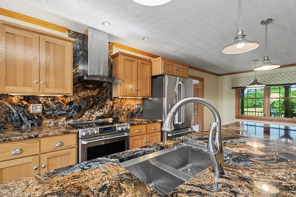 855 Bowers Road, Mansfield, Ohio 44903, 3 Bedrooms Bedrooms, ,2 BathroomsBathrooms,Residential,For Sale,Bowers Road,9073597