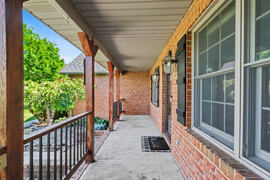 855 Bowers Road, Mansfield, Ohio 44903, 3 Bedrooms Bedrooms, ,2 BathroomsBathrooms,Residential,For Sale,Bowers Road,9073597