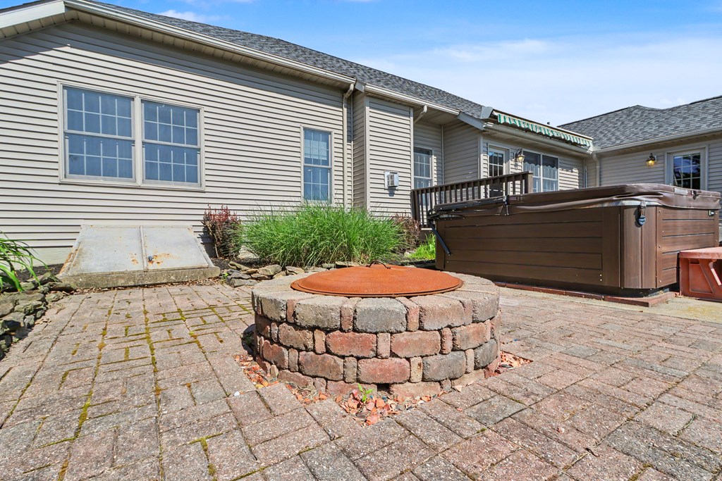 855 Bowers Road, Mansfield, Ohio 44903, 3 Bedrooms Bedrooms, ,2 BathroomsBathrooms,Residential,For Sale,Bowers Road,9073597