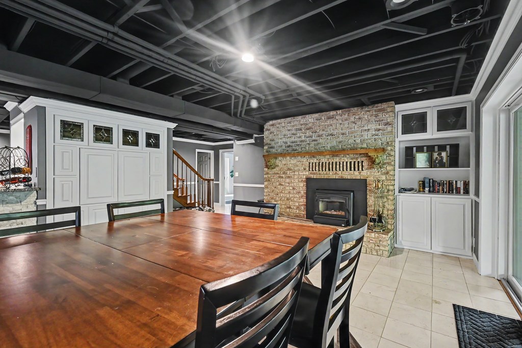 1071 Sheirer Road, Mansfield, Ohio 44903, 5 Bedrooms Bedrooms, ,5 BathroomsBathrooms,Residential,For Sale,Sheirer Road,9073615