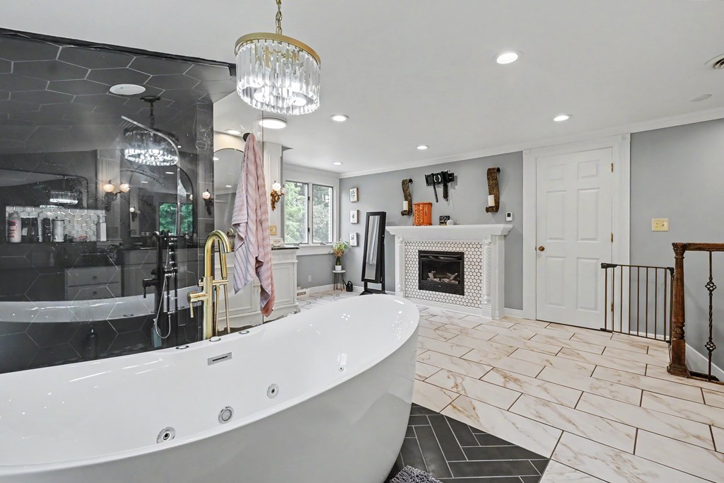 1071 Sheirer Road, Mansfield, Ohio 44903, 5 Bedrooms Bedrooms, ,5 BathroomsBathrooms,Residential,For Sale,Sheirer Road,9073615