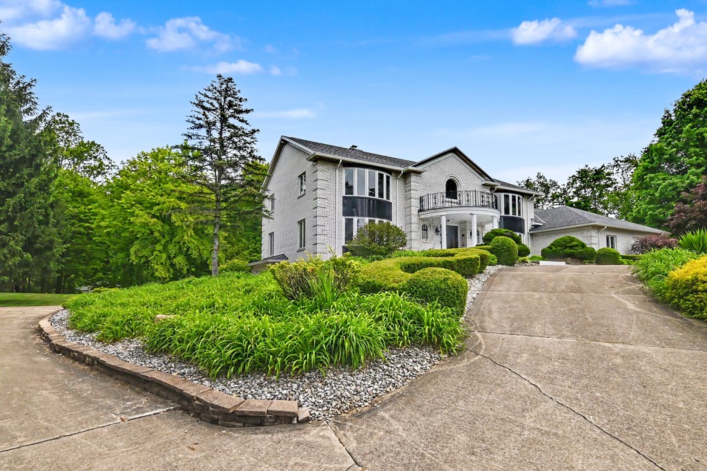 1071 Sheirer Road, Mansfield, Ohio 44903, 5 Bedrooms Bedrooms, ,5 BathroomsBathrooms,Residential,For Sale,Sheirer Road,9073615