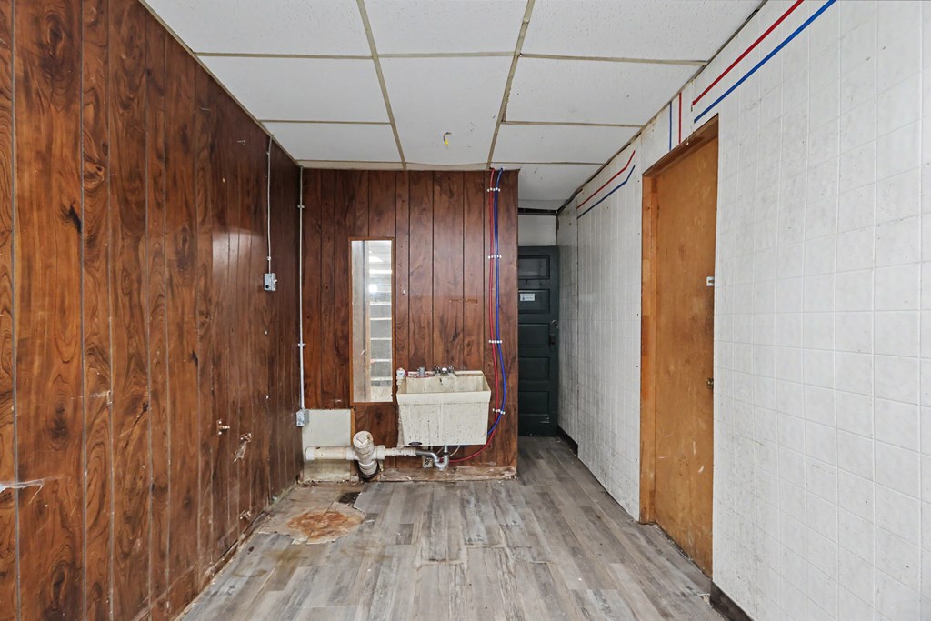 233 Lexington Avenue, Mansfield, Ohio 44907, ,Commercial Sale,For Sale,Lexington Avenue,9073616 233 Lexington Avenue, Mansfield, Ohio 44907, ,Commercial Sale,For Sale,Lexington Avenue,9073616