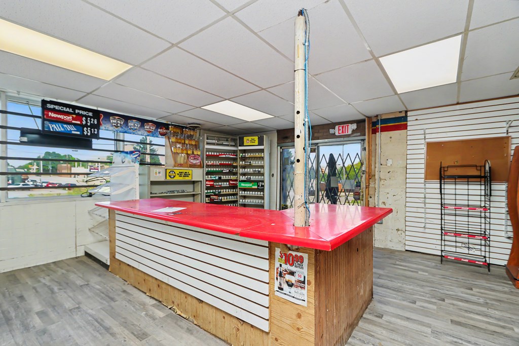233 Lexington Avenue, Mansfield, Ohio 44907, ,Commercial Sale,For Sale,Lexington Avenue,9073616 233 Lexington Avenue, Mansfield, Ohio 44907, ,Commercial Sale,For Sale,Lexington Avenue,9073616
