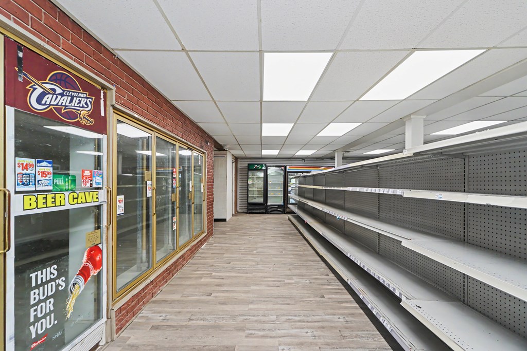 233 Lexington Avenue, Mansfield, Ohio 44907, ,Commercial Sale,For Sale,Lexington Avenue,9073616 233 Lexington Avenue, Mansfield, Ohio 44907, ,Commercial Sale,For Sale,Lexington Avenue,9073616
