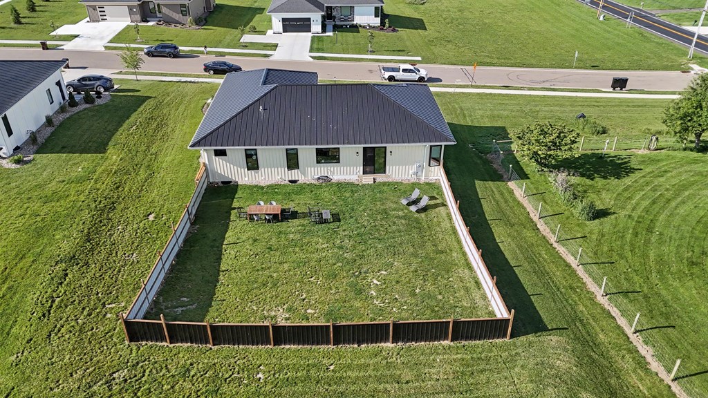 21 Betty Drive, Bellville, Ohio 44813, 3 Bedrooms Bedrooms, ,2 BathroomsBathrooms,Residential,For Sale,Betty Drive,9073618