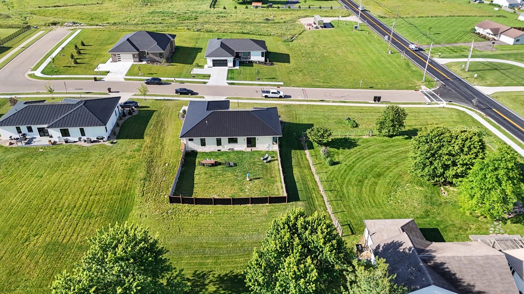21 Betty Drive, Bellville, Ohio 44813, 3 Bedrooms Bedrooms, ,2 BathroomsBathrooms,Residential,For Sale,Betty Drive,9073618