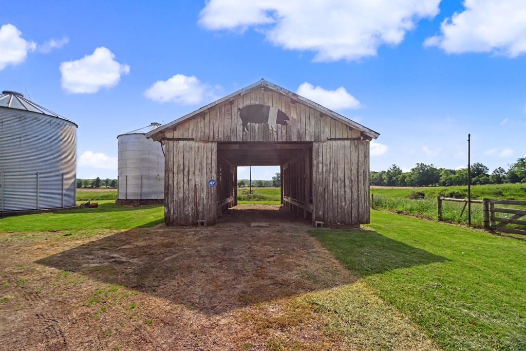 4433 County Road 20, Mount Gilead, Ohio 43338, 4 Bedrooms Bedrooms, ,2 BathroomsBathrooms,Residential,For Sale,County Road 20,9073619 4433 County Road 20, Mount Gilead, Ohio 43338, 4 Bedrooms Bedrooms, ,2 BathroomsBathrooms,Residential,For Sale,County Road 20,9073619