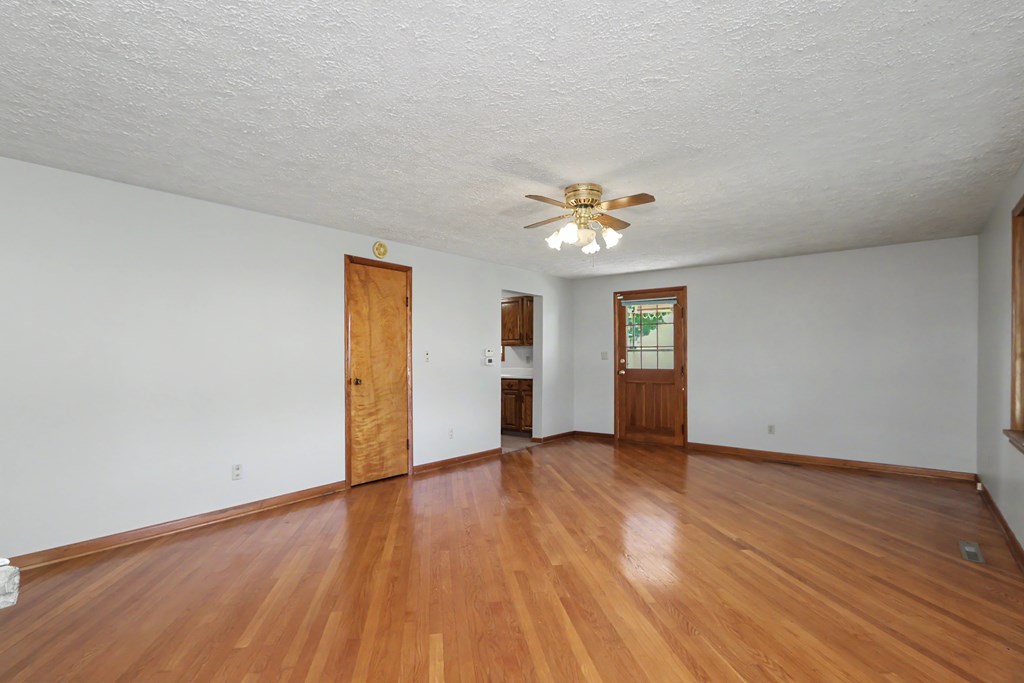 4433 County Road 20, Mount Gilead, Ohio 43338, 4 Bedrooms Bedrooms, ,2 BathroomsBathrooms,Residential,For Sale,County Road 20,9073619 4433 County Road 20, Mount Gilead, Ohio 43338, 4 Bedrooms Bedrooms, ,2 BathroomsBathrooms,Residential,For Sale,County Road 20,9073619