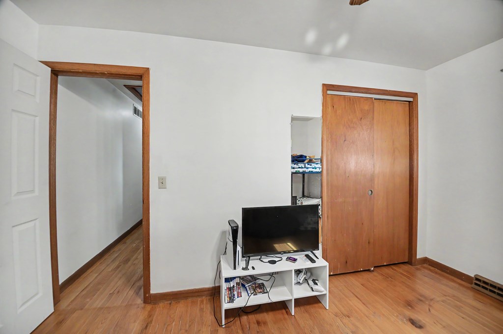 139 Arlington Avenue, Galion, Ohio 44833, 3 Bedrooms Bedrooms, ,1 BathroomBathrooms,Residential,For Sale,Arlington Avenue,9073631 139 Arlington Avenue, Galion, Ohio 44833, 3 Bedrooms Bedrooms, ,1 BathroomBathrooms,Residential,For Sale,Arlington Avenue,9073631