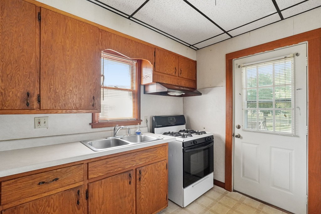 65 Mount Vernon Avenue, Fredericktown, Ohio 43019, 4 Bedrooms Bedrooms, ,2 BathroomsBathrooms,Residential,For Sale,Mount Vernon Avenue,9073633 65 Mount Vernon Avenue, Fredericktown, Ohio 43019, 4 Bedrooms Bedrooms, ,2 BathroomsBathrooms,Residential,For Sale,Mount Vernon Avenue,9073633