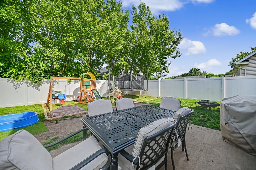 126 N Old State Road, Norwalk, Ohio 44857, 3 Bedrooms Bedrooms, ,2 BathroomsBathrooms,Residential,For Sale,Old State Road,9073634 126 N Old State Road, Norwalk, Ohio 44857, 3 Bedrooms Bedrooms, ,2 BathroomsBathrooms,Residential,For Sale,Old State Road,9073634