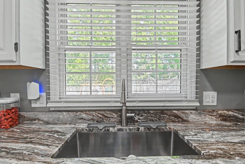 126 N Old State Road, Norwalk, Ohio 44857, 3 Bedrooms Bedrooms, ,2 BathroomsBathrooms,Residential,For Sale,Old State Road,9073634 126 N Old State Road, Norwalk, Ohio 44857, 3 Bedrooms Bedrooms, ,2 BathroomsBathrooms,Residential,For Sale,Old State Road,9073634