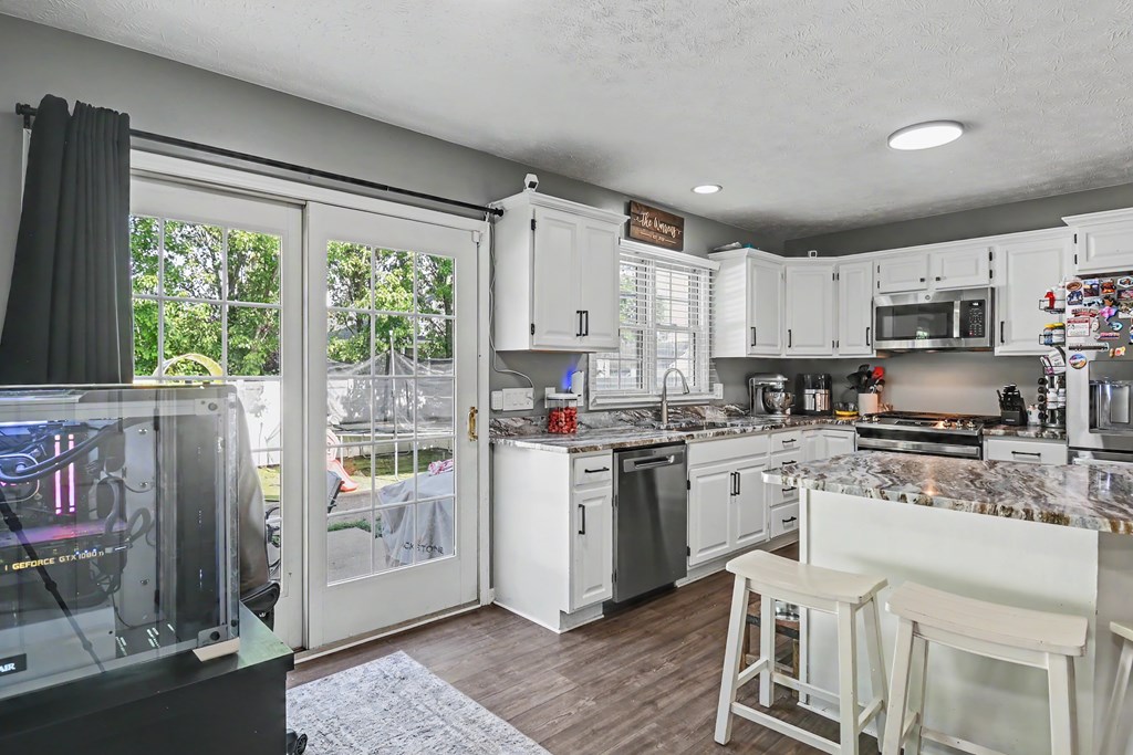 126 N Old State Road, Norwalk, Ohio 44857, 3 Bedrooms Bedrooms, ,2 BathroomsBathrooms,Residential,For Sale,Old State Road,9073634 126 N Old State Road, Norwalk, Ohio 44857, 3 Bedrooms Bedrooms, ,2 BathroomsBathrooms,Residential,For Sale,Old State Road,9073634